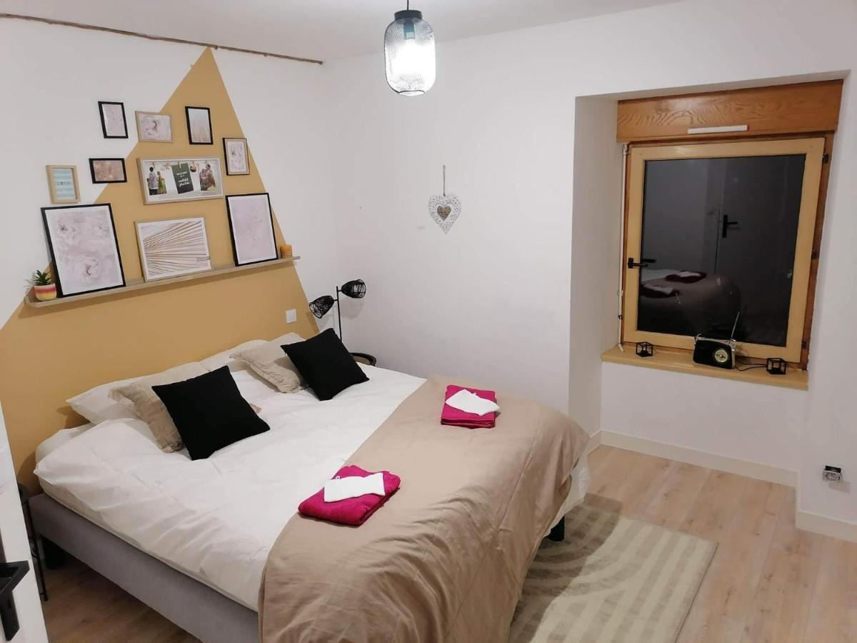 La Poissonnais Apartment Saint-Lormel Екстериор снимка